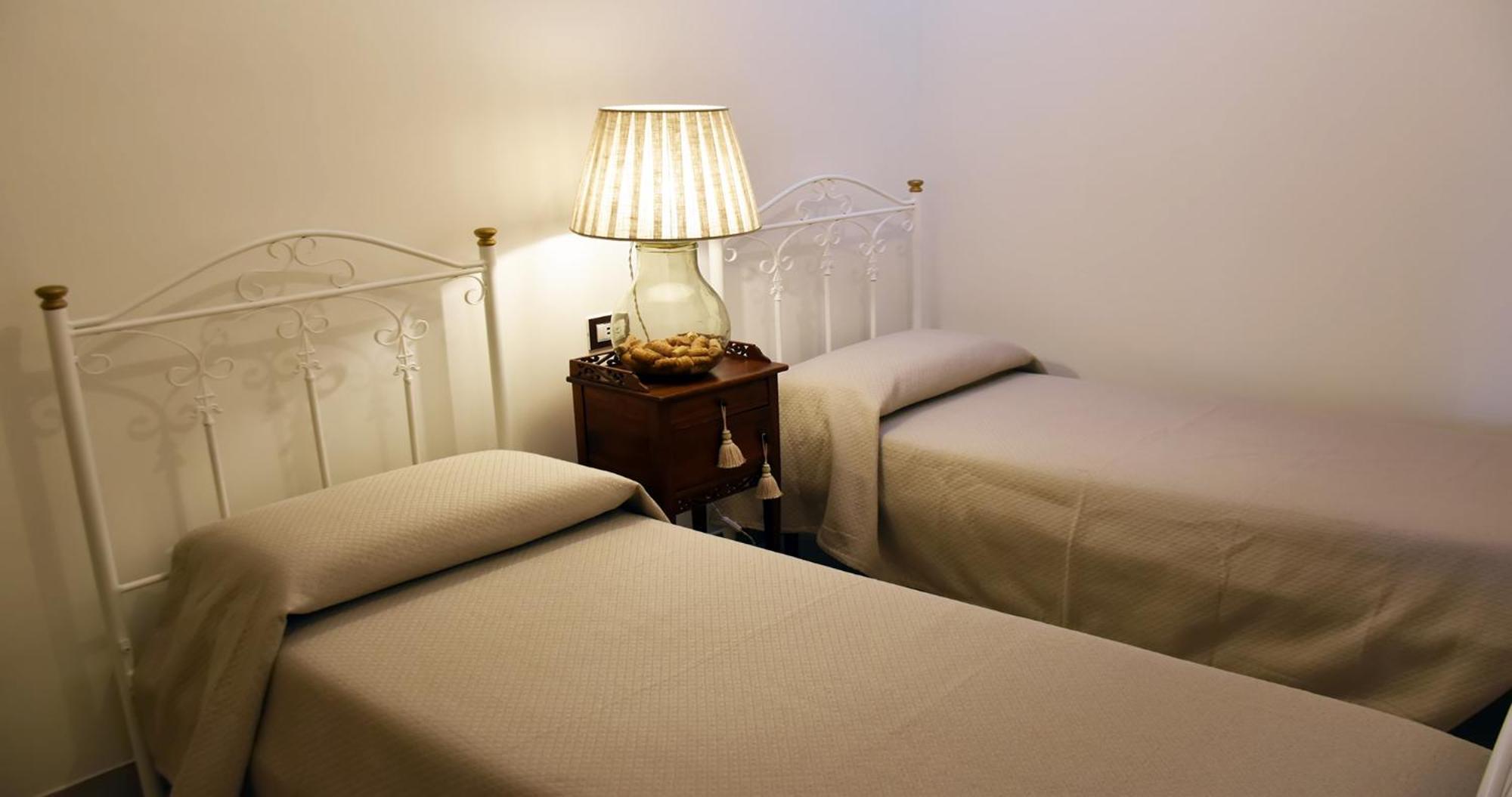 Dimora Di Mezzo Villa Castro  Екстериор снимка